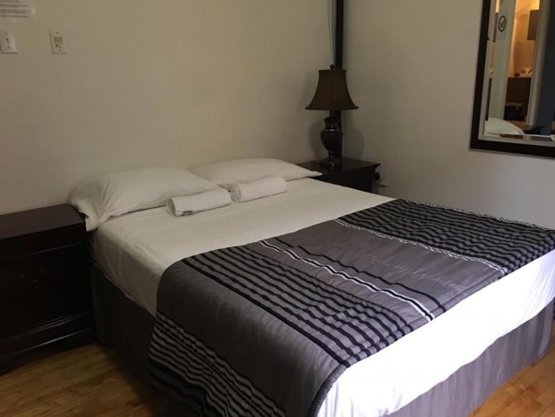 Hotel Mini Inc Монреал Екстериор снимка